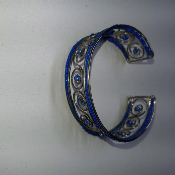 Assorted Jewelry- bracelets, necklaces, rings...11 pieces - Picture 5 of 16